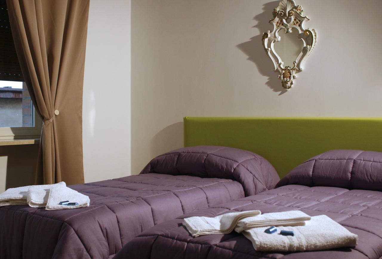 B&B Galileo Naples Luaran gambar